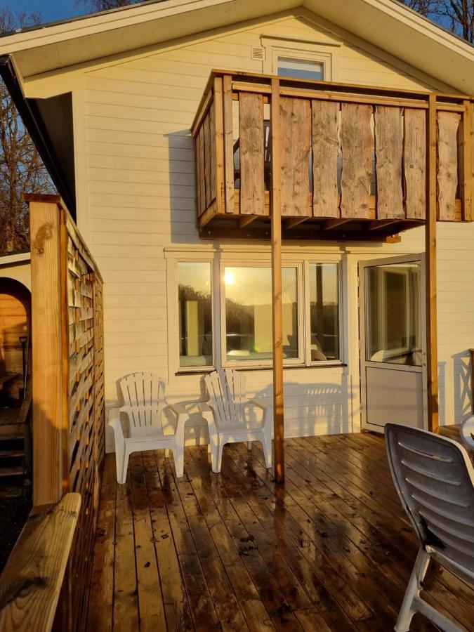 Orust East Coast Villa Stillingson Exterior photo