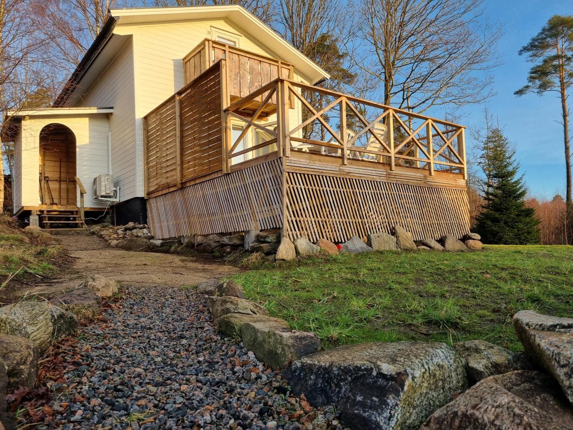 Orust East Coast Villa Stillingson Exterior photo