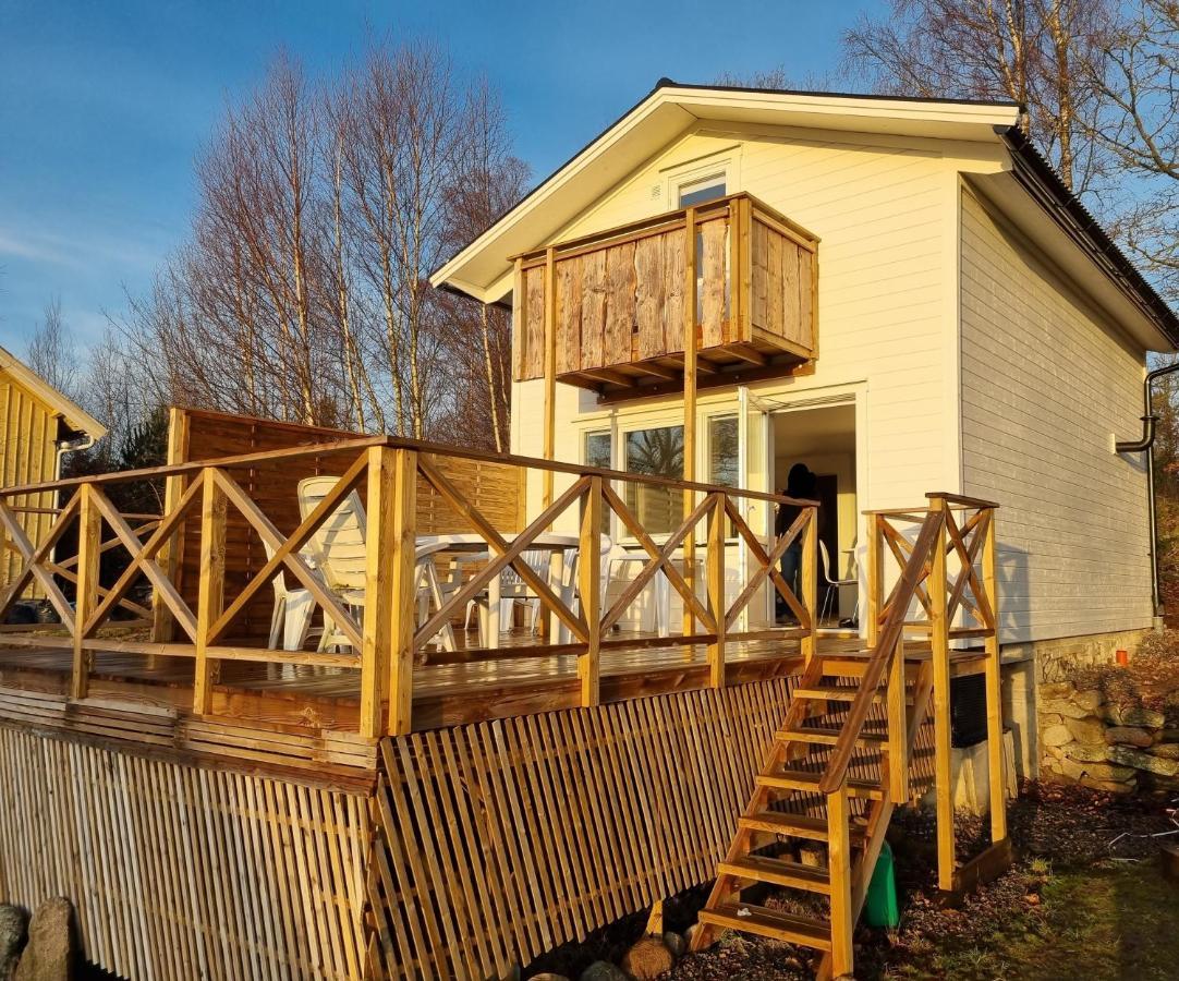 Orust East Coast Villa Stillingson Exterior photo